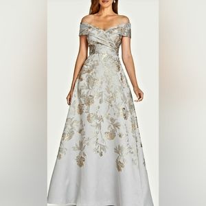 Teri Jon metallic jacquard A line, MOB, MOG, black tie event gown!